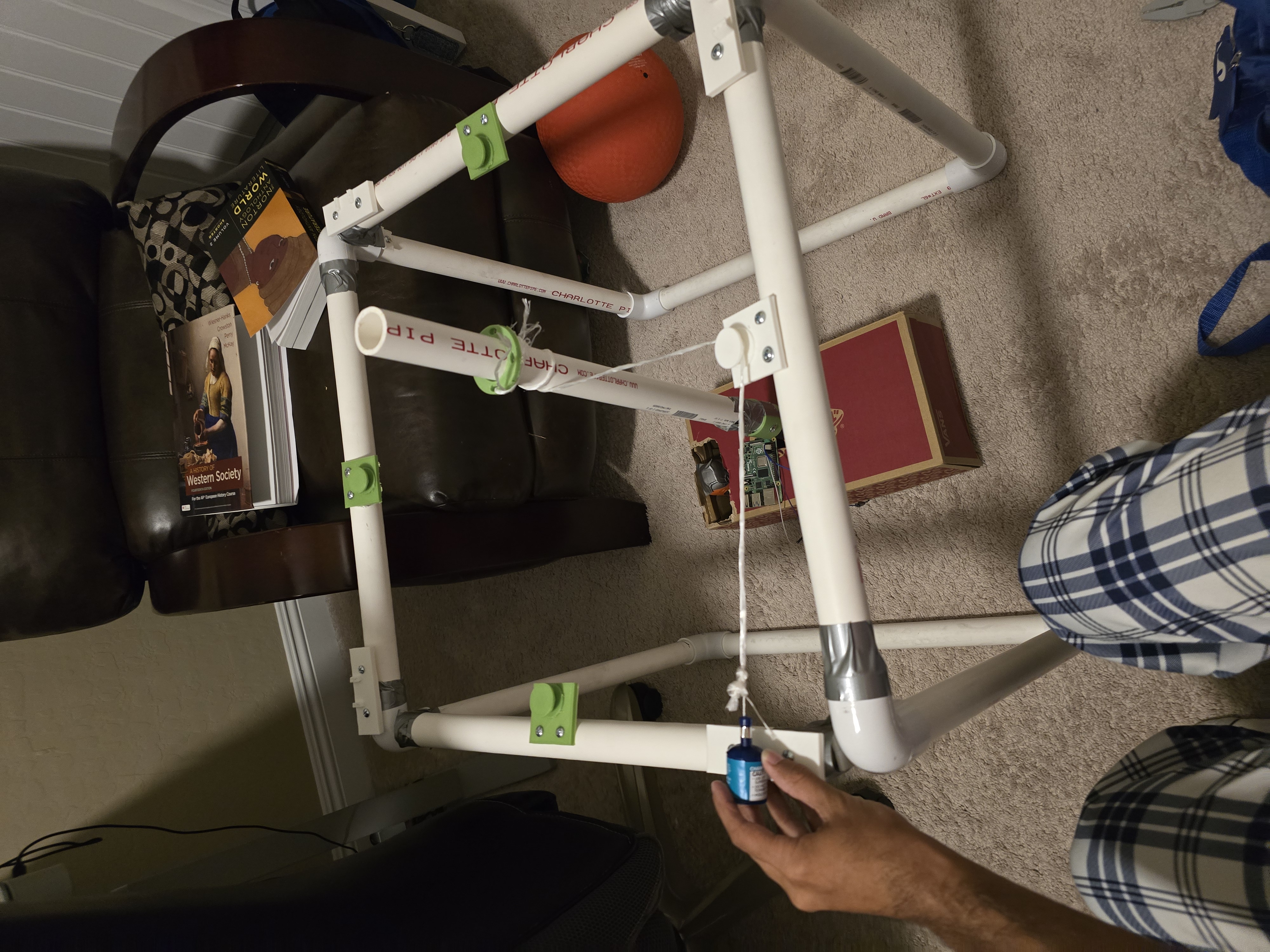 Confetti popper launcher with string mechanism