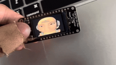 TFT display cycling through GIFs with button control